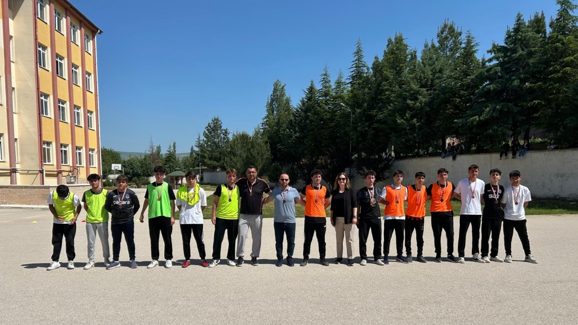 SINIFLAR ARASI FUTSAL TURNUVASI FİNALİ